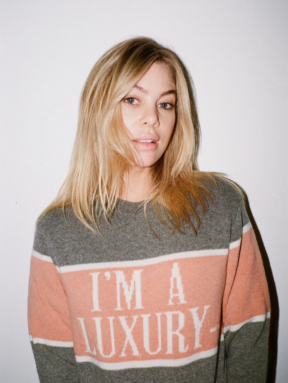 Princess Diana Relaxed Crewneck Sweater in Grey and Dusty Pink - 'I'M A LUXURY'